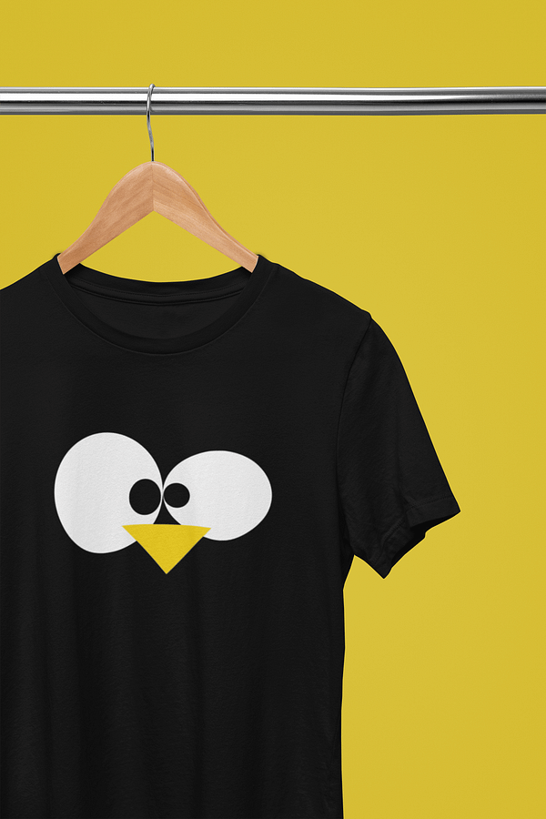 Linux Tux Eyes T-Shirt